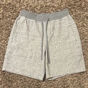 Lululemon Ease The Day Short Grey Size Small